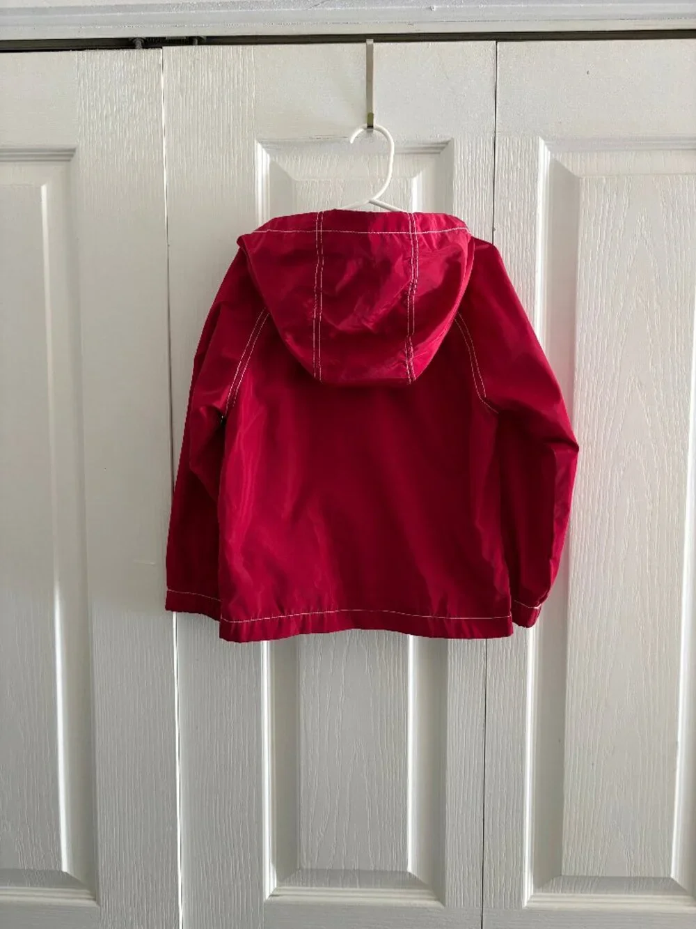 Old Navy lined windbreaker for toddlers, size 5T